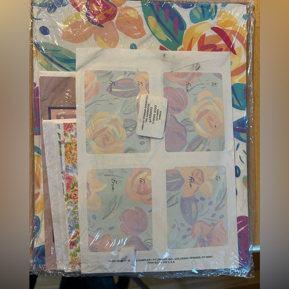 Spring Current Stationery w.envelopes. New! Sealed. Cards and stickers.Envelopes